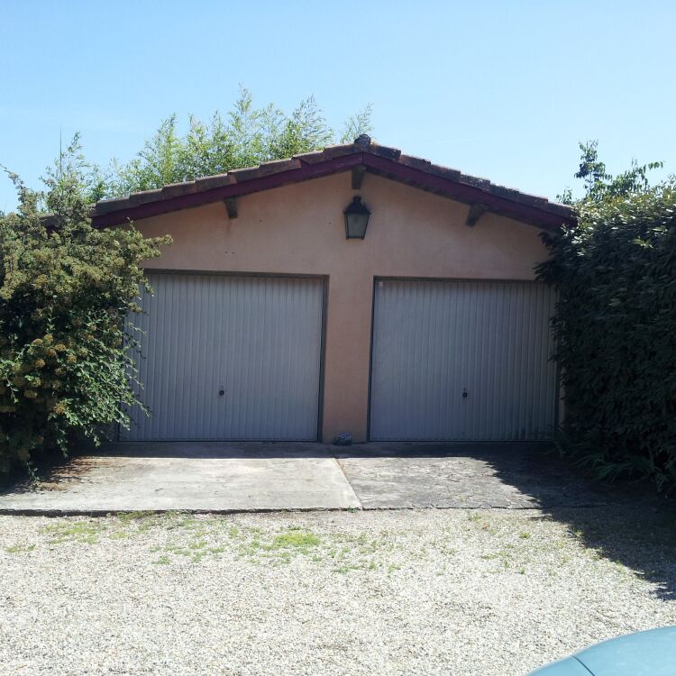 Maison - 6 pièces - 260 m²