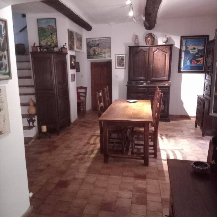 Maison - 6 pièces - 140 m²