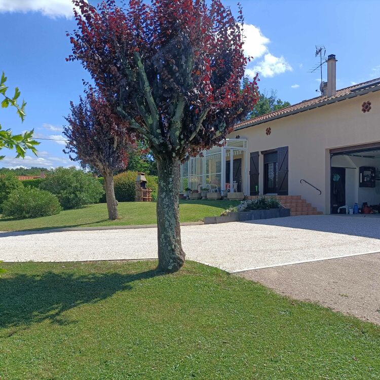 Maison - 8 pièces - 189 m²