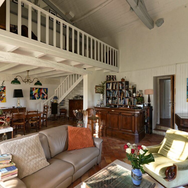 Maison - 4 pièces - 185 m²