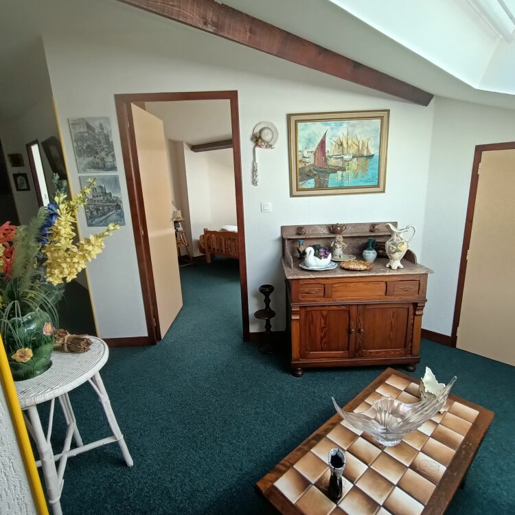 Maison - 8 pièces - 189 m²