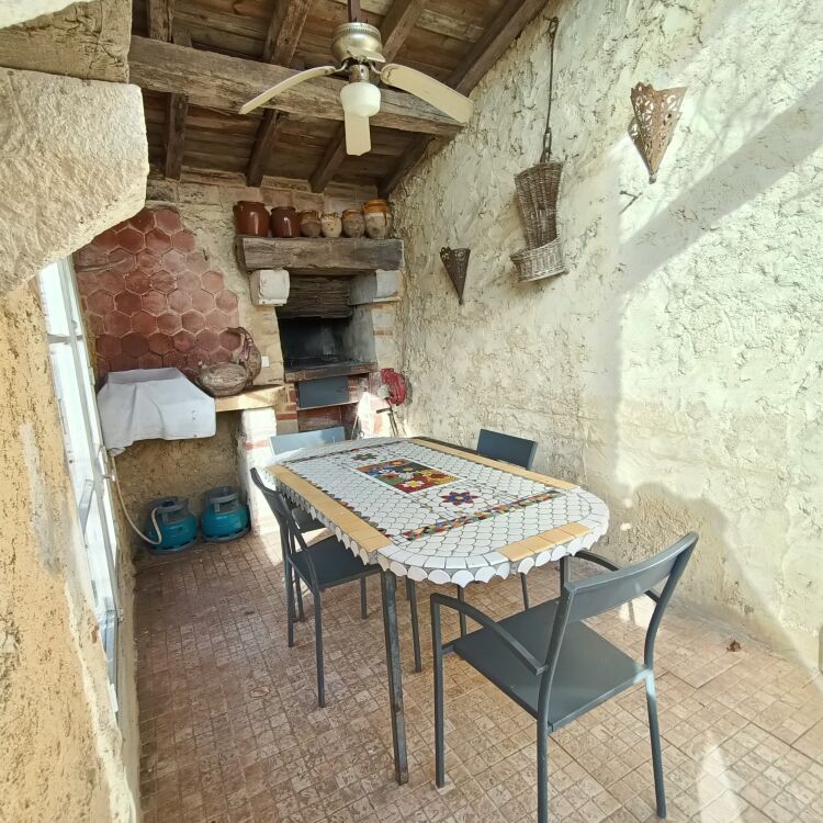 Maison - 6 pièces - 190 m²