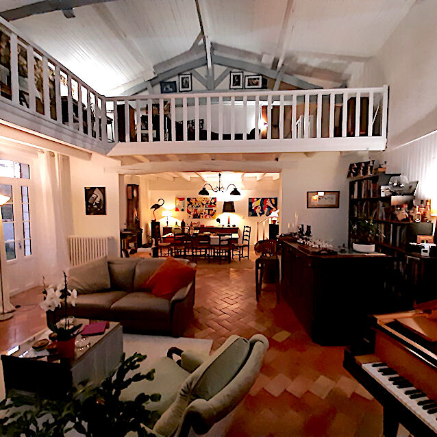 Maison - 4 pièces - 185 m²