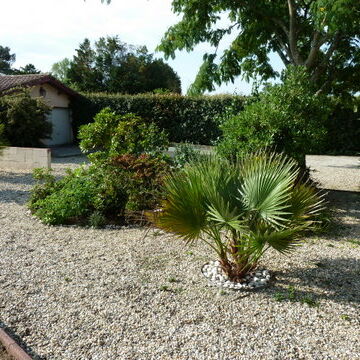 Maison - 6 pièces - 260 m²