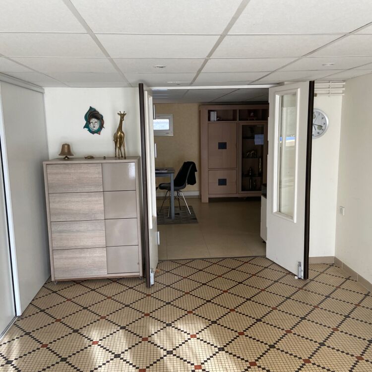 Maison - 8 pièces - 200 m²