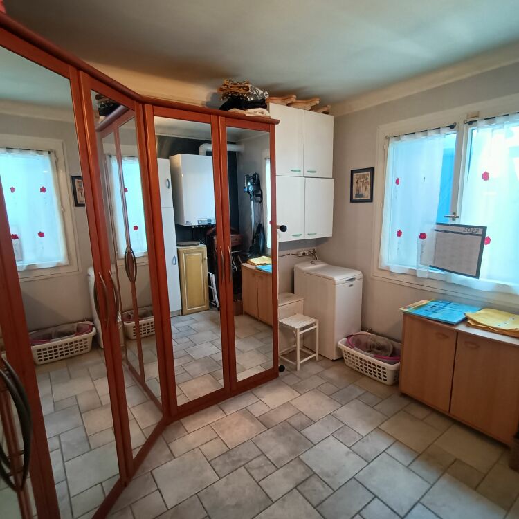 Maison - 5 pièces - 188 m²