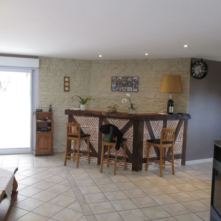 Maison - 6 pièces - 146 m²