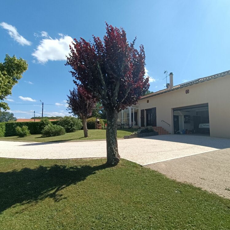 Maison - 8 pièces - 189 m²