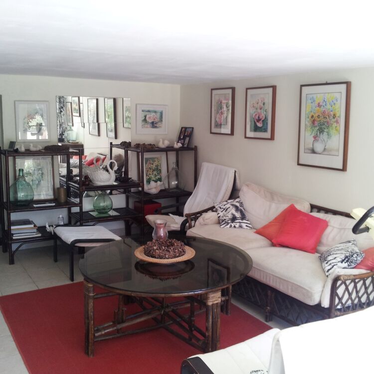 Maison - 6 pièces - 260 m²