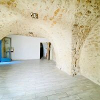 Maison - 6 pièces - 292 m²
