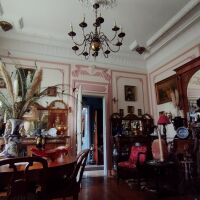 Maison - 8 pièces - 330 m²