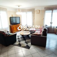 Immeuble - 2 commerces - 7 appartements - 460 m²