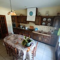 Maison - 8 pièces - 189 m²