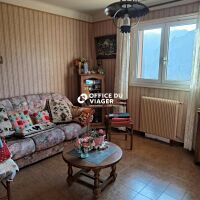Maison - 8 pièces - 290 m²