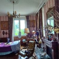 Maison - 8 pièces - 330 m²