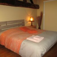 Maison - 7 pièces - 400 m²