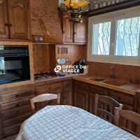 Maison - 8 pièces - 290 m²