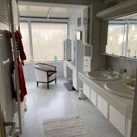 Maison - 8 pièces - 200 m²