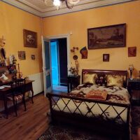 Maison - 8 pièces - 330 m²
