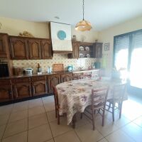Maison - 8 pièces - 189 m²