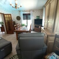 Maison - 8 pièces - 189 m²