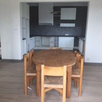 Maison - 8 pièces - 180 m²