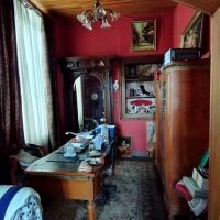 Maison - 8 pièces - 330 m²