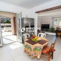 Maison - 8 pièces - 290 m²