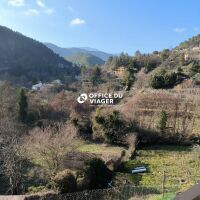Maison - 8 pièces - 290 m²