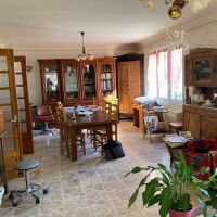 Maison - 6 pièces - 214 m²