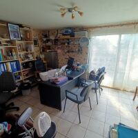 Maison - 6 pièces - 226 m²